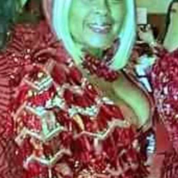 Dress - Picture 4 of 4